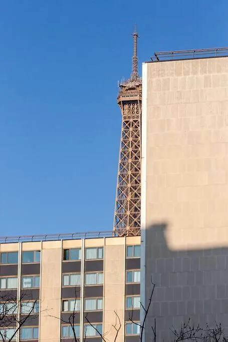 Luxurious 3 Min Walk From Eiffel Tower Apartment Paris France